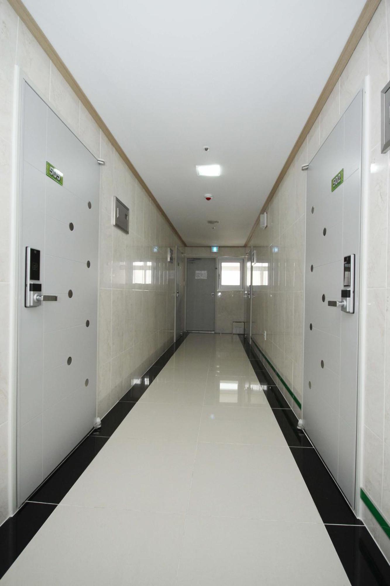 A Pousada Boa Travel House Seul Exterior foto