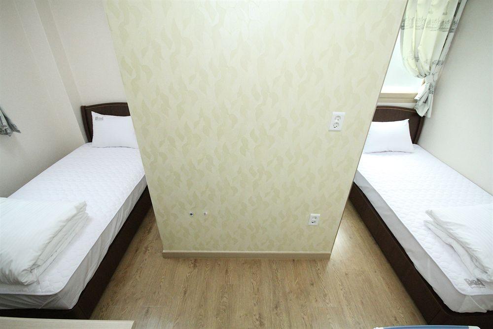 A Pousada Boa Travel House Seul Exterior foto